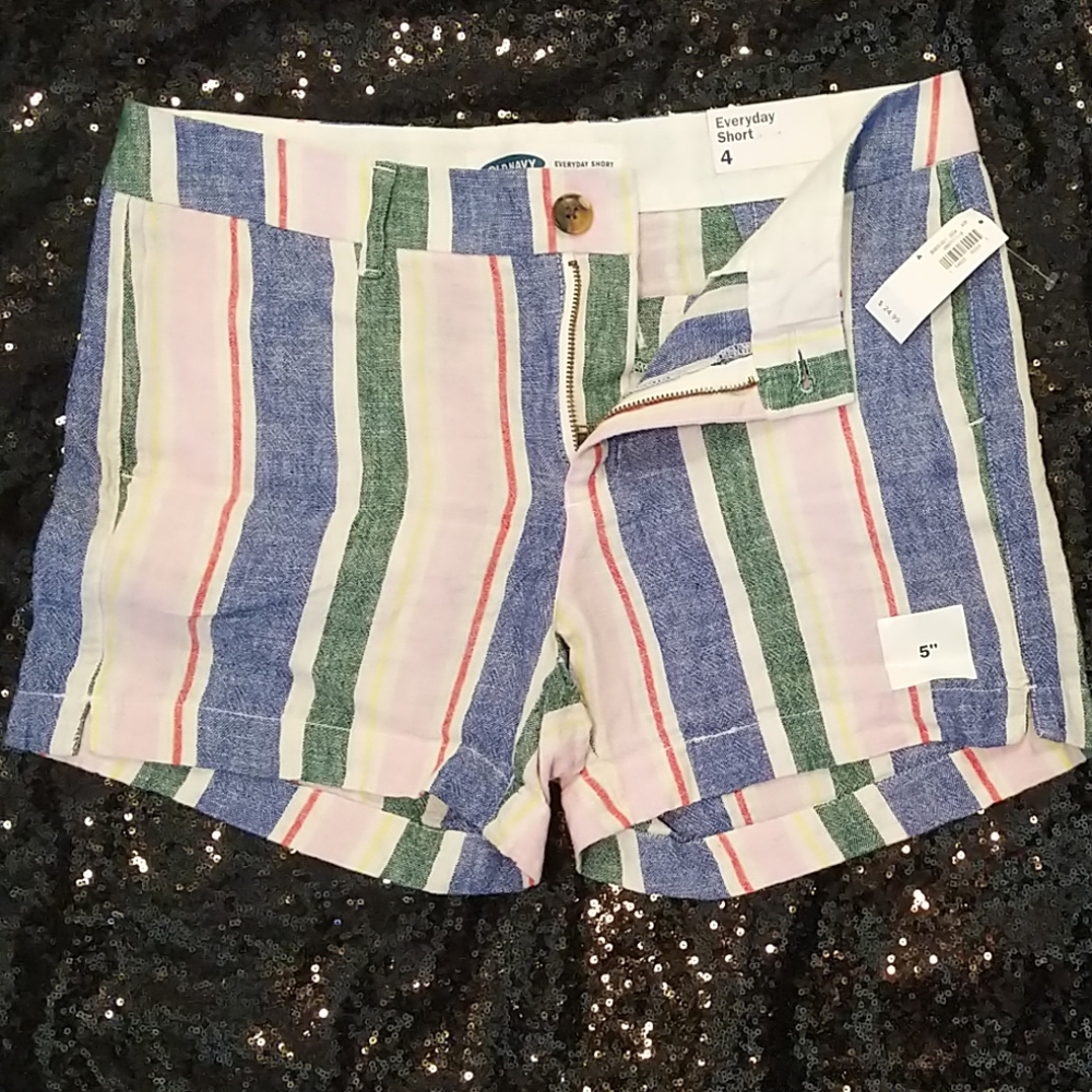 Old Navy striped shorts. 🤑